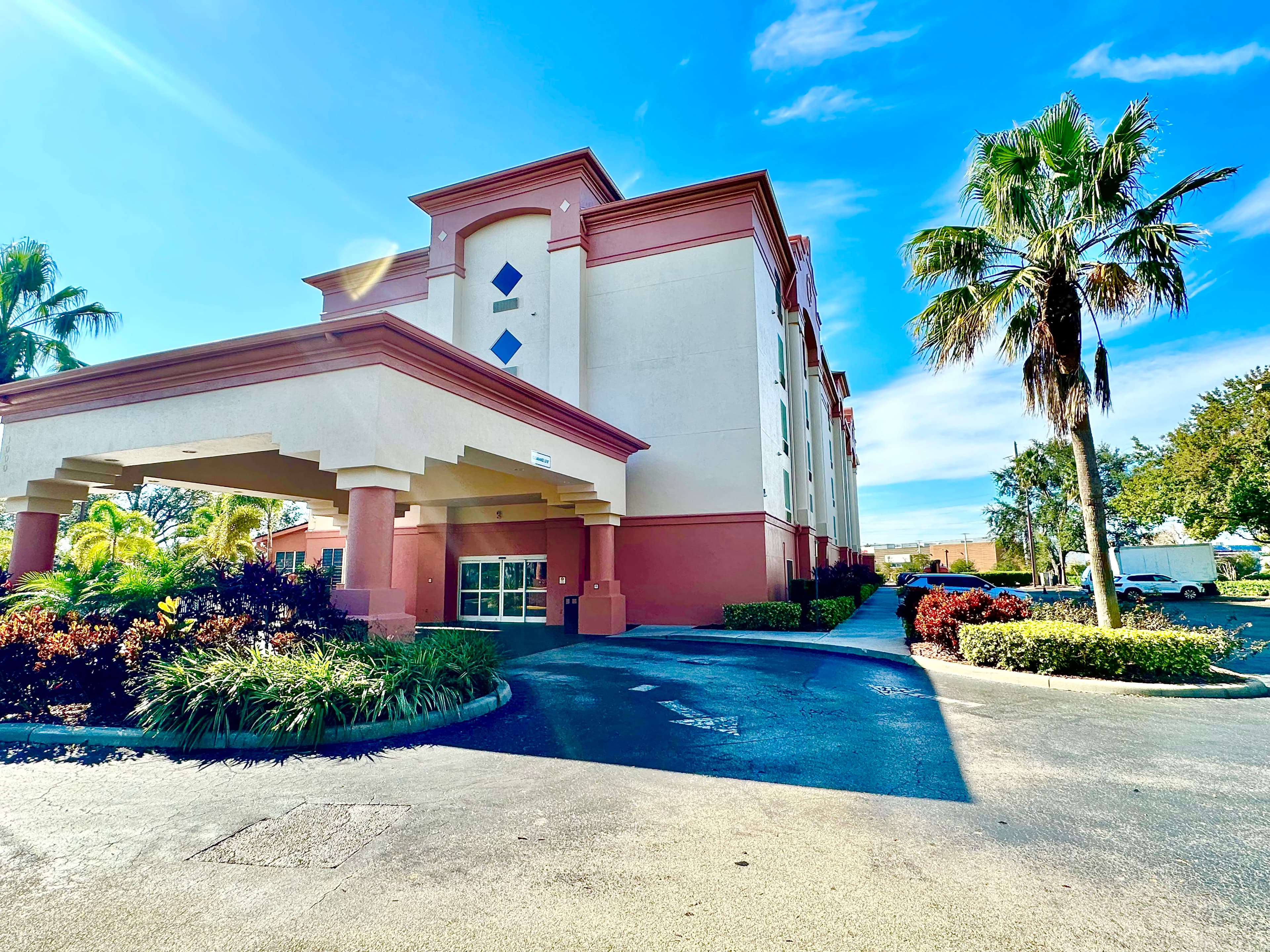 Galleria Palms Hotel — photo 4