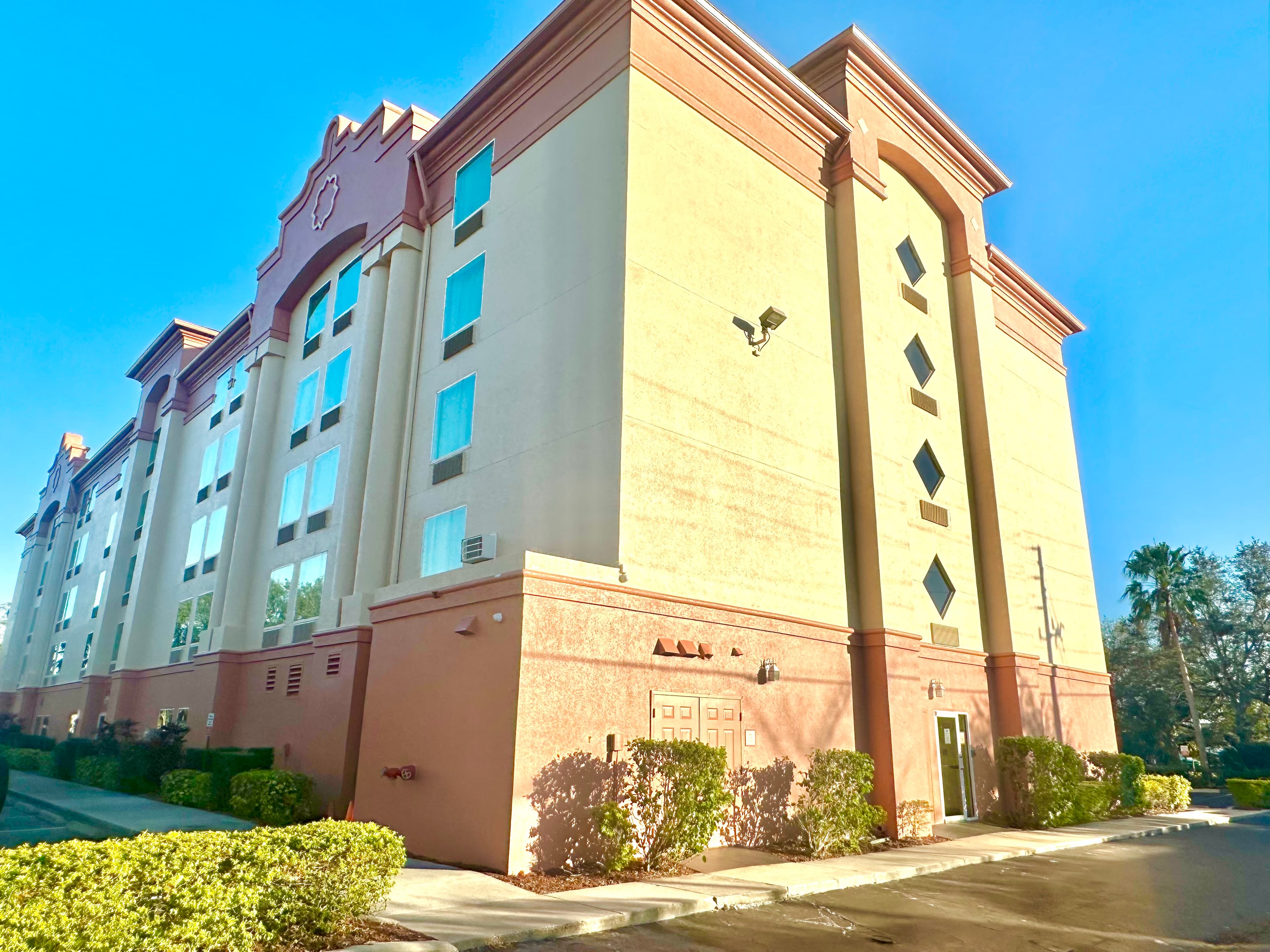 Galleria Palms Hotel — photo 10